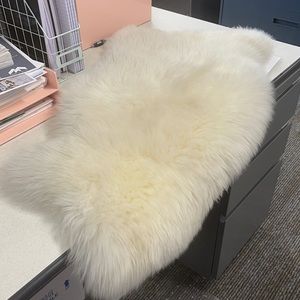 Faux fur accent throw